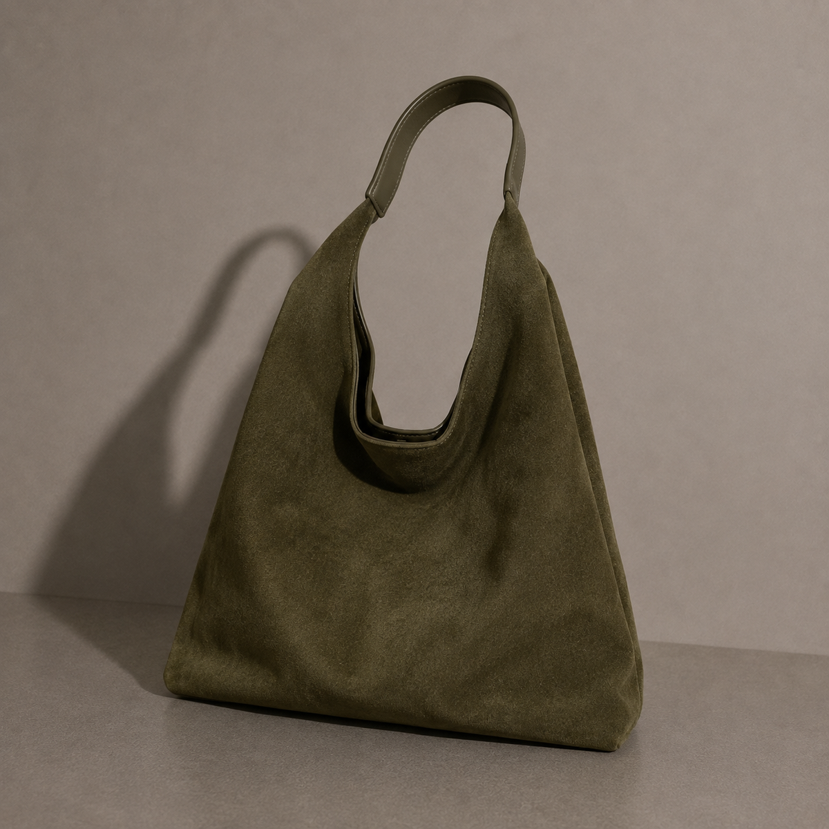 MARA oversized shoulder bag, side view